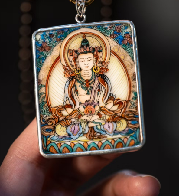 Seated Avalokiteshvara (Guanyin)